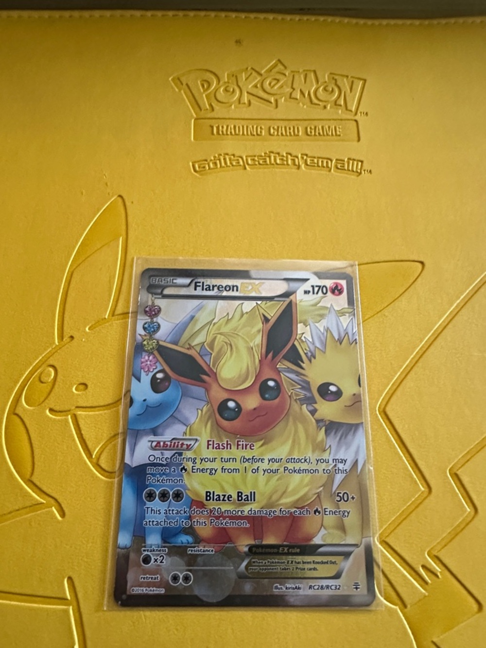 Pokémon Flareon EX Holographic Trading Card
